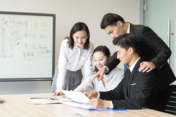 人才梯隊(duì)建設(shè)：培養(yǎng)儲(chǔ)備，確保企業(yè)持續(xù)發(fā)展