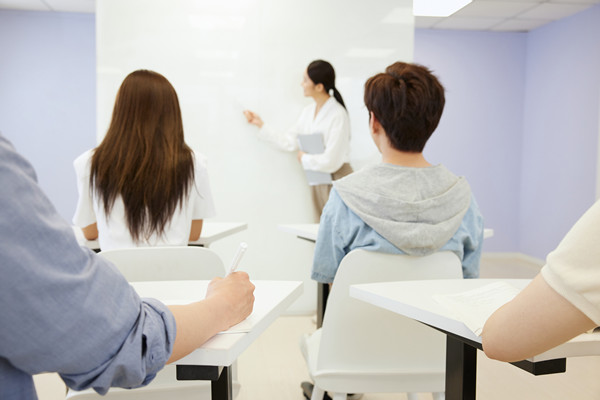 人才梯隊建設：培養(yǎng)儲備，確保企業(yè)持續(xù)發(fā)展