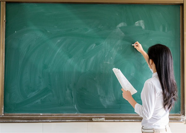 培養(yǎng)跨界思維，打造復(fù)合型的組織人才隊(duì)伍