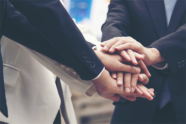 人力資源管理新策略：構(gòu)建人才磁場，推動(dòng)企業(yè)發(fā)展