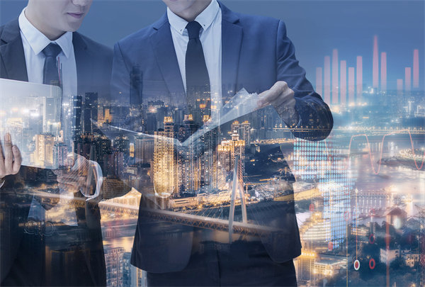 立足企業(yè)實際，制定可行經(jīng)營計劃，確保企業(yè)穩(wěn)健前行