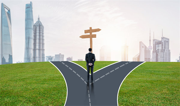 如果一家企業(yè)沒(méi)有明確的經(jīng)營(yíng)戰(zhàn)略，會(huì)有什么樣的風(fēng)險(xiǎn)？
