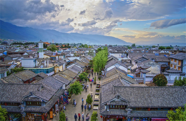 國慶多元場景拓展消費(fèi)體驗(yàn)，對(duì)景區(qū)旅游業(yè)有何啟示？