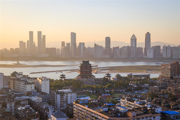 南昌本土管理咨詢公司如何打造差異化服務(wù)，贏得市場認(rèn)可？