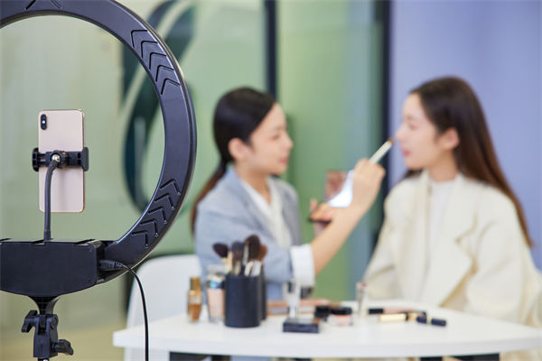 營銷咨詢公司的全球化服務(wù)如何助企業(yè)開拓國際市場？