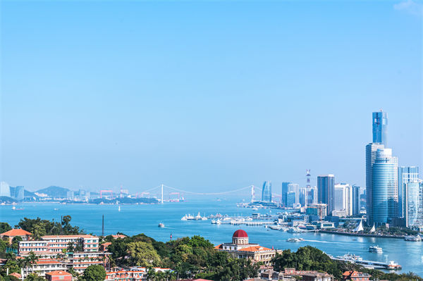 廈門營銷咨詢公司如何為企業(yè)定制精準(zhǔn)營銷策略？