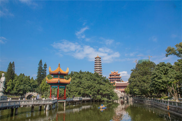 福州人力資源咨詢公司如何優(yōu)化企業(yè)人才結(jié)構(gòu)？