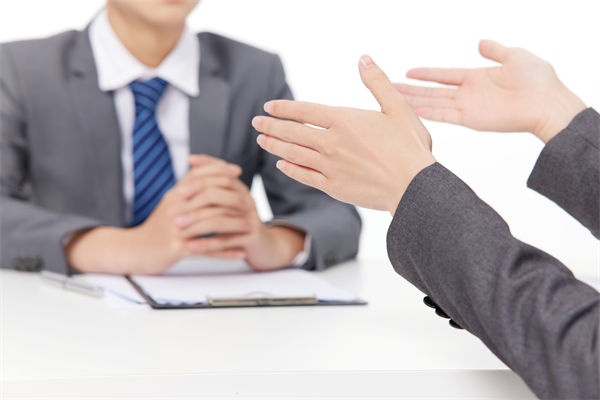 揭秘！看看企業(yè)高級HR是如何玩轉(zhuǎn)人才爭奪大戰(zhàn)的？