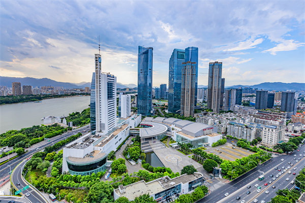企業(yè)如何借助福州咨詢公司把握市場趨勢與機遇？