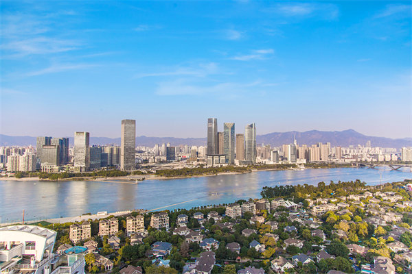 企業(yè)如何借助福州咨詢公司提升品牌知名度和市場(chǎng)份額？