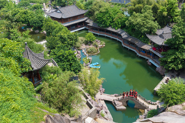 溫州戰(zhàn)略咨詢公司可以提供哪些有效的商業(yè)模式創(chuàng)新方案？