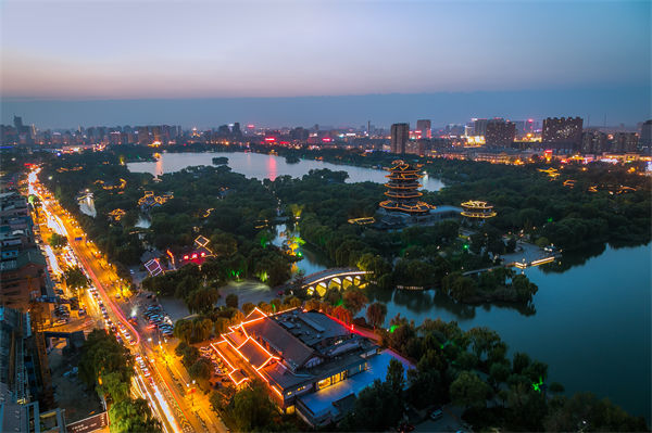 戰(zhàn)略規(guī)劃總落空？濟(jì)南戰(zhàn)略咨詢公司如何讓目標(biāo)落地有跡可循？