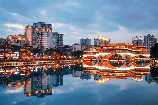 2025年新一線城市名單發(fā)布，對(duì)企業(yè)文化的啟示有？