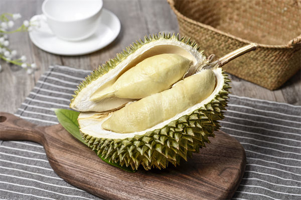 榴蓮價(jià)格暴跌50%，有人買了50箱，預(yù)算管理怎么看？