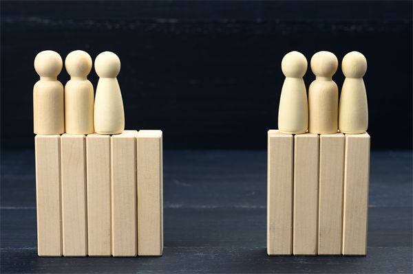 企業(yè)文化標(biāo)語掛滿墻，為何員工依然缺乏認(rèn)同感？
