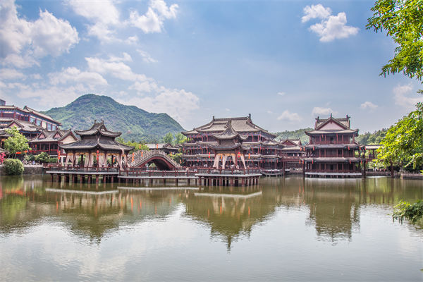 制造業(yè)管理分析：短劇基地狂飆，誰是下一個橫店？