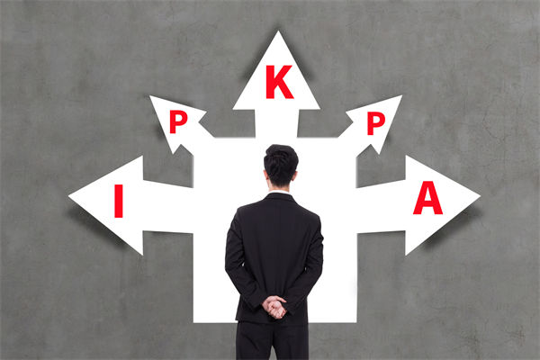 看似精細(xì)的績效體系，為何反而拖慢了團(tuán)隊的腳步？