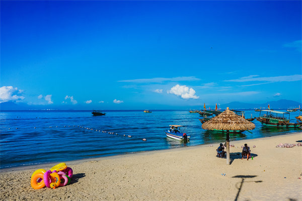 組織架構臃腫反應慢，部門墻厚協(xié)作難，惠州組織規(guī)劃咨詢公司能拆嗎？