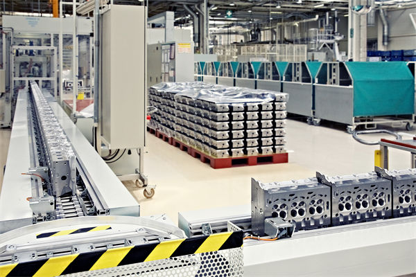 中小企業(yè)應(yīng)用精益生產(chǎn)，面臨哪些特殊挑戰(zhàn)與機(jī)遇？